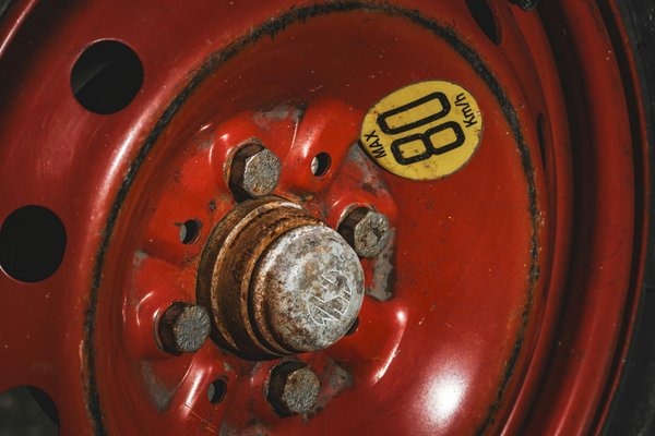 Vivez l'adrénaline au circuit jp beltoise à paris !